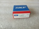 22205E Original SKF Spherical Roller Bearing 22205E SKF bearing